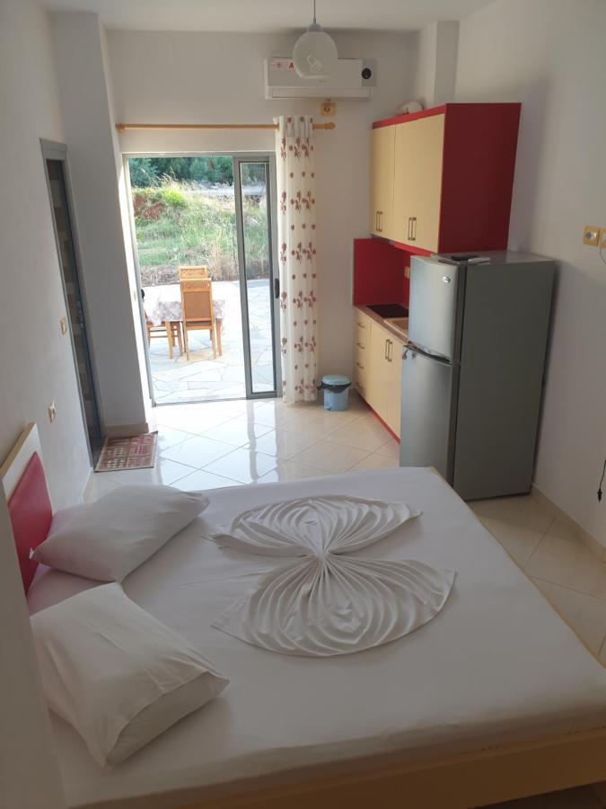 Alinani Apartments Ksamil Esterno foto
