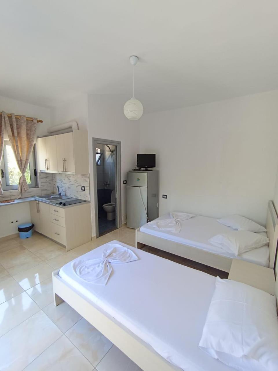 Alinani Apartments Ksamil Camera foto